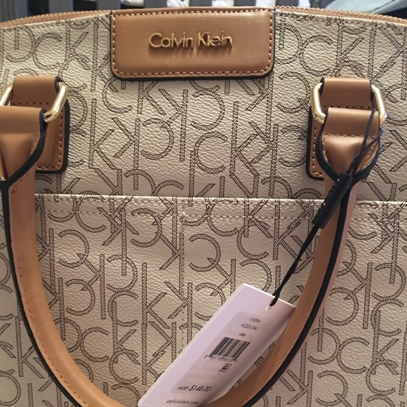 Calvin Klein Purse - Picture 1 of 3